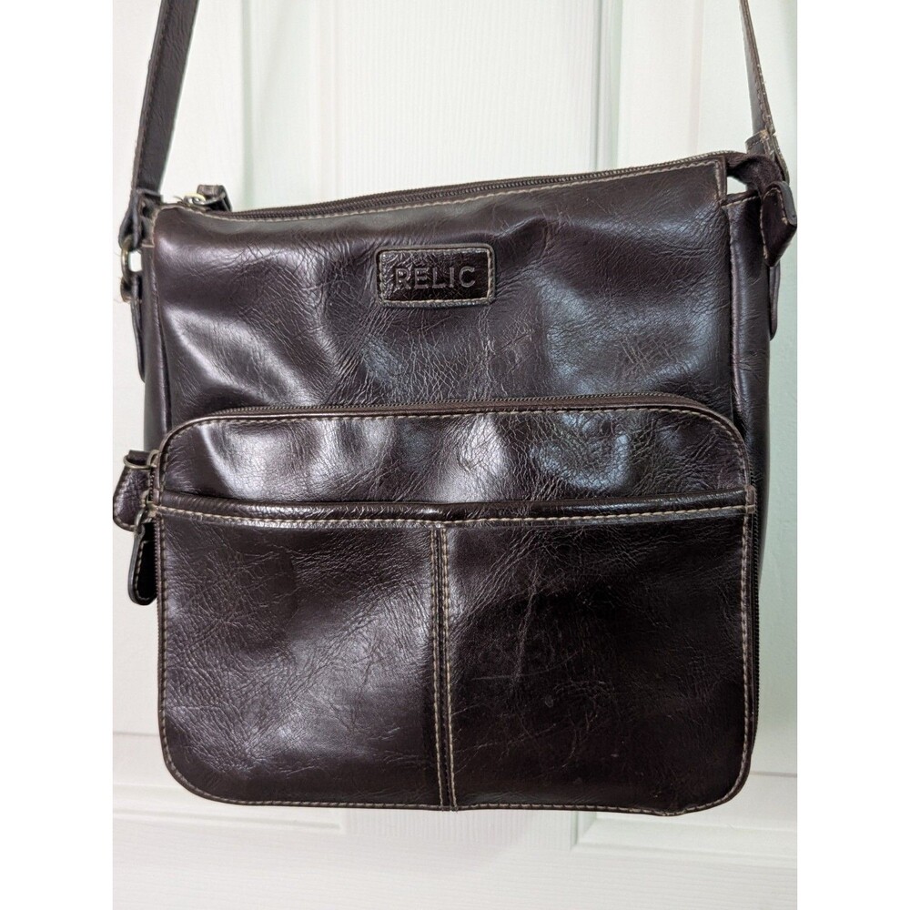 RELIC Crossbody Bag Adjustable Strap Zip Closure Pockets Vegan Dark Brown
